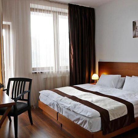 Hotel Club-2100 Gudauri Bagian luar foto
