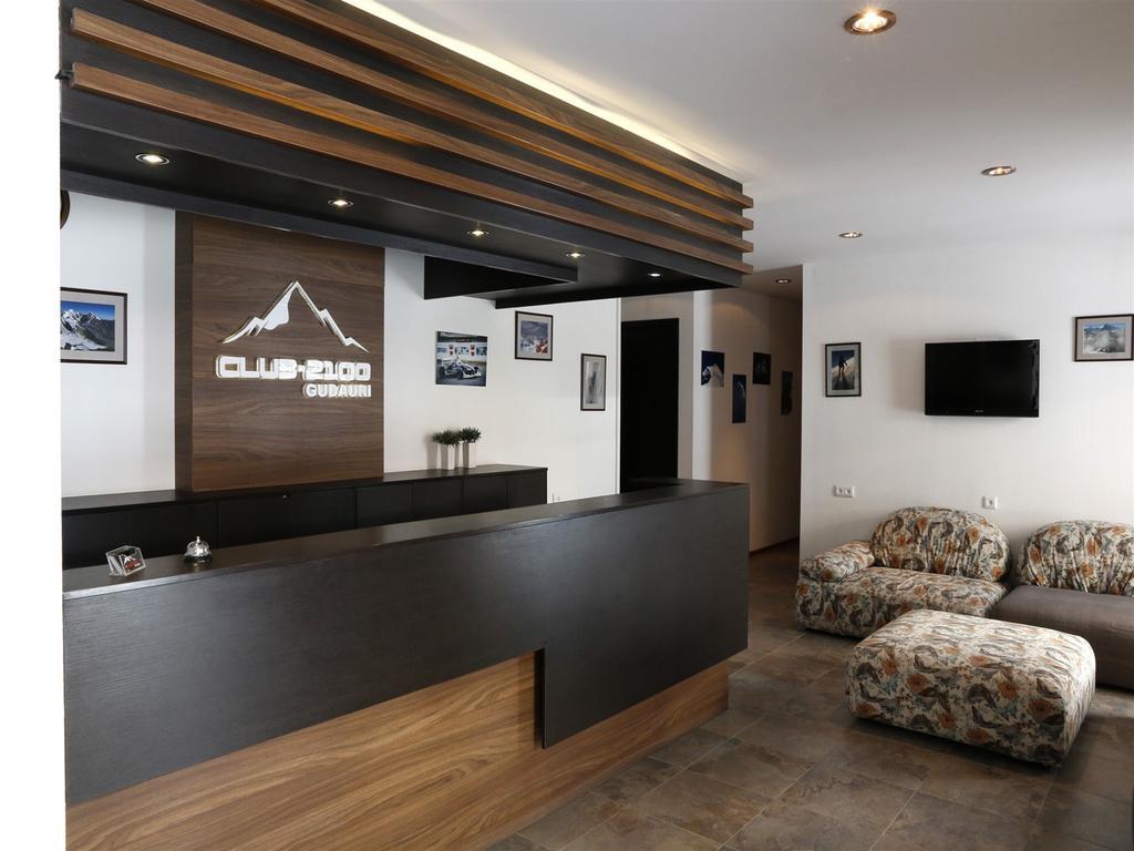 Hotel Club-2100 Gudauri Bagian luar foto